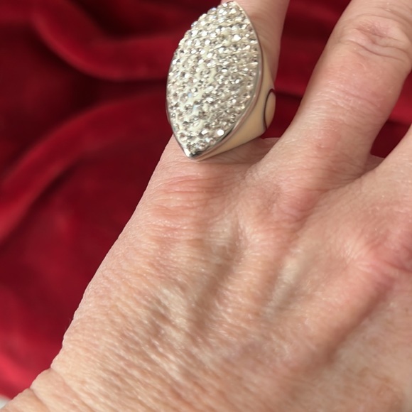 Statement Ring - Picture 4 of 4